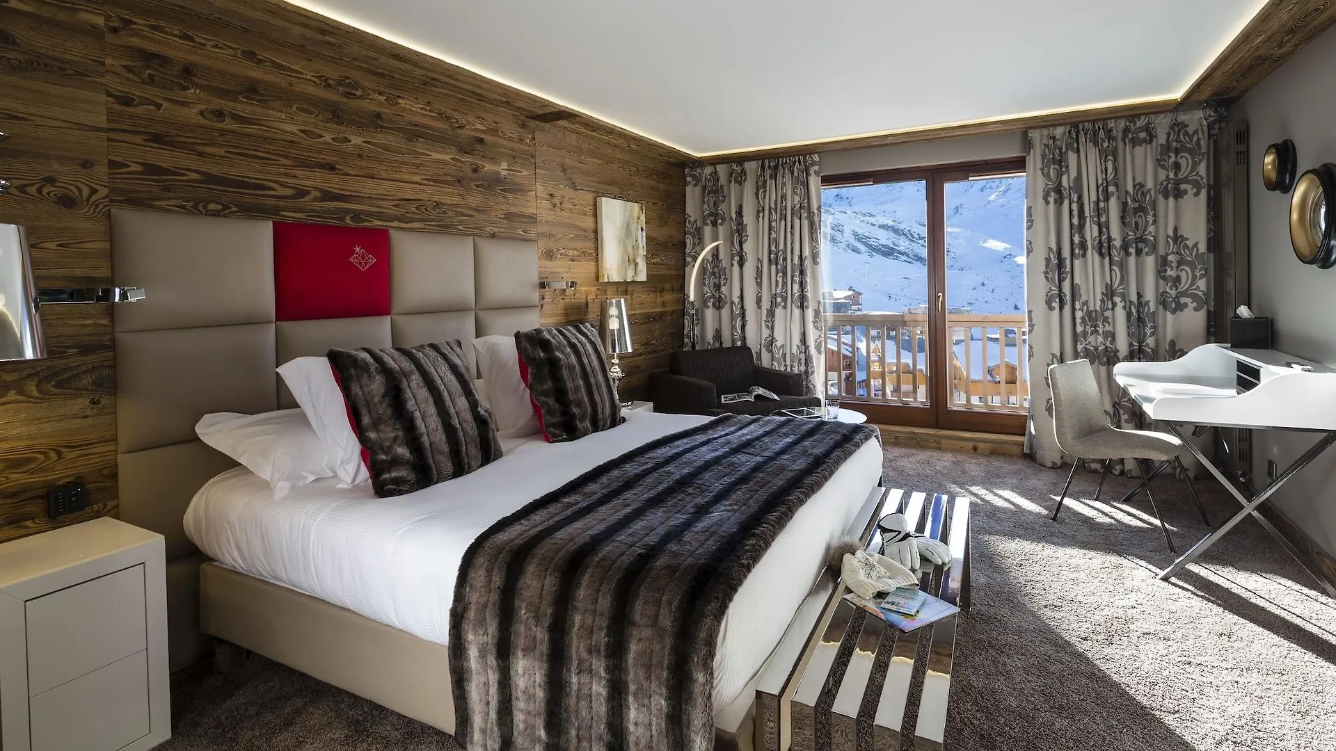 Hotel Koh-I Nor By Les Etincelles Val Thorens 5*,  Frankrijk